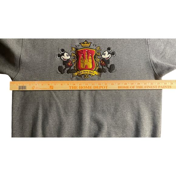 Disney World Mickey Mouse Crest Crown Sweatshirt - VTG - Y2K - Size L - Picture 5 of 7